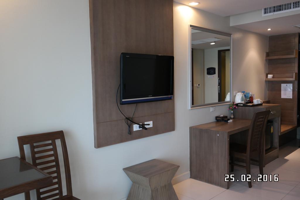 Pattaya Loft Hotel Bagian luar foto